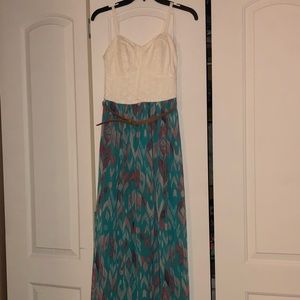 White top/pattern bottom sundress